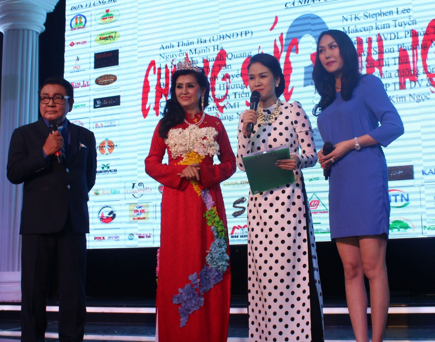 Tấm lòng của Á khôi doanh nhân Đặng Kim Yến và sự góp sức của diễn viên Phi Thanh Vân