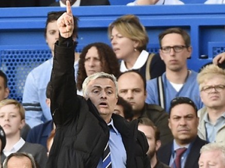 Ông Mourinho lại lên mặt