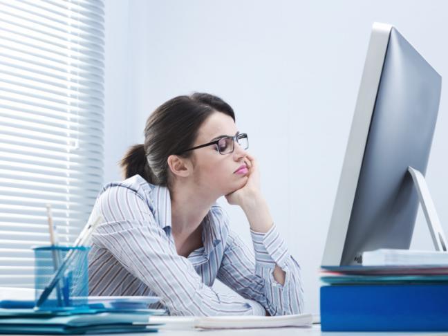 Những nguy cơ đe dọa sức khỏe dân văn phòng