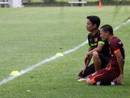 Thành Lương chia tay tuyển Việt Nam vì chấn thương