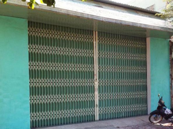 Quý tử phá khóa lấy trộm xe Lexus 4 tỉ đồng