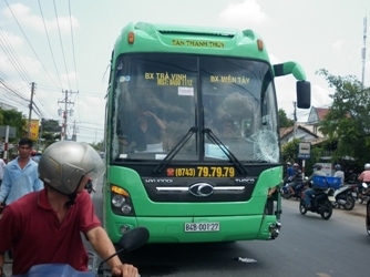Vụ tai nạn 4 người chết ở Trà Vinh Xe khách chạy 121 km h