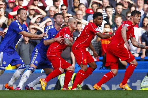 Một pha bóng trong trận Chelsea hòa Liverpool 1-1. Ảnh: Reuters