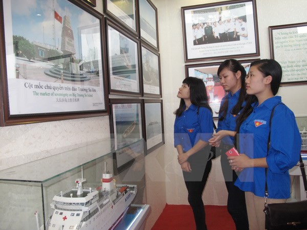 Trưng bày các tư liệu, hiện vật quý về Hoàng Sa và Trường Sa