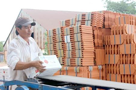 Vật liệu xây dựng khởi sắc