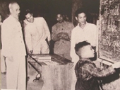 Triển lãm ảnh về Chủ tịch Hồ Chí Minh dành cho thiếu nhi