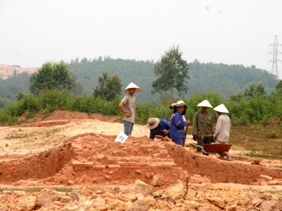 Quảng Nam đề nghị dời di tích Chăm để làm đường cao tốc