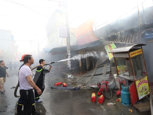 Phát hiện thi thể nạn nhân tử vong trong vụ cháy chợ Phùng Khoang