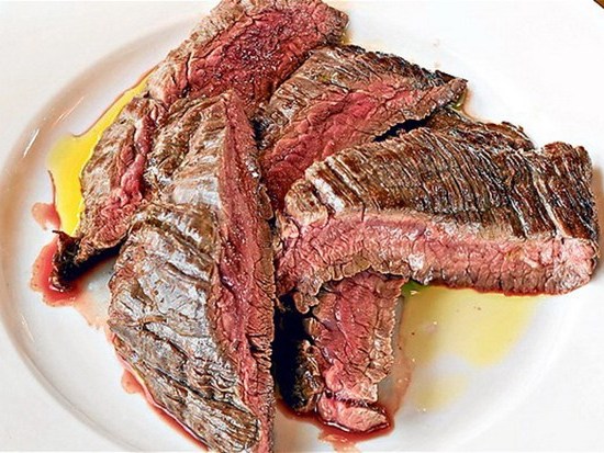 Choáng váng khi phát hiện nhà hàng bán thịt người cho khách