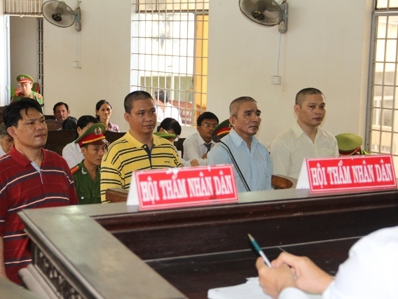 2 án tử hình cho đường dây buôn bán heroin xuyên biên giới