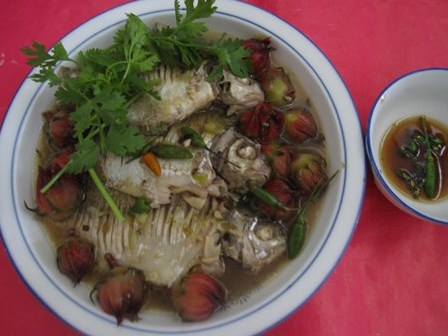 Độc đáo cá dảnh kho trái giấm