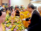 Chủ tịch Nguyễn Thiện Nhân dự Đại lễ Phật đản Phật lịch 2559