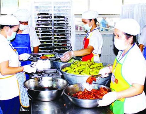 Ngộ độc thực phẩm không chỉ thức ăn vỉa hè