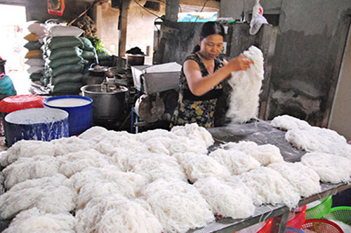 Bún Hoa Tố và bức tranh nông thôn mới