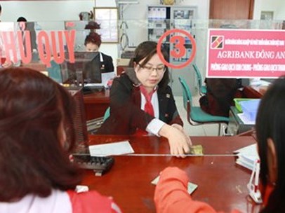 Ngân hàng dồn dập thay tướng