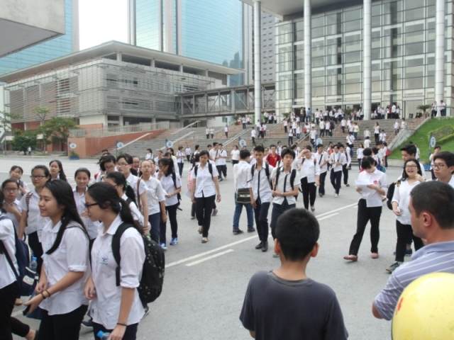 Sức ép trường công lập