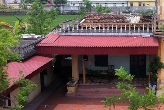 Cuồng yêu, nửa đêm lẻn vào cầm dao truy sát cả nhà bạn gái