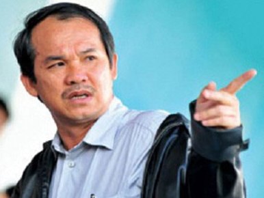 Vợ chồng đại gia chịu đựng nỗi đau mất 2 000 tỷ