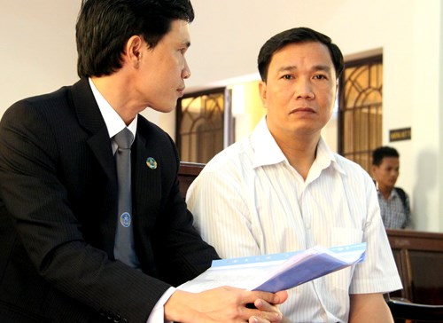 Lại hoãn phiên xử vụ phó trạm CSGT Suối Tre bị bắn chết