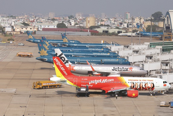 Cạnh tranh hàng không đang căng hơn dây đàn Thị trường hàng không tới hồi sinh tử
