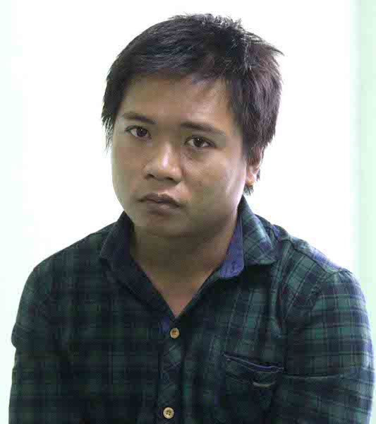 Khách uống cà phê trộm tiền, vàng của chủ quán