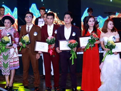 Sao Mai 2015 Hé lộ nhiều tài năng trẻ