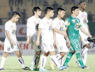 Gà nòi HAGL lo rớt hạng