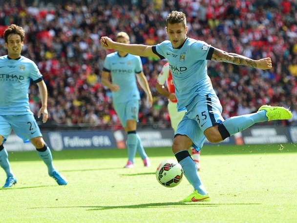 Manchester City nhận tin vui trước chuyến du đấu Việt Nam