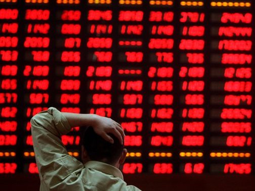 Hoảng loạn ở Trung Quốc Ôm hàng tỷ USD tháo chạy