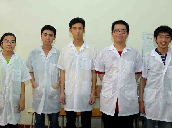 Cả 5 học sinh dự Olympic Vật lý quốc tế 2015 đều giành huy chương