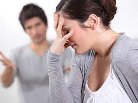 Sống thử để chữa bệnh cuồng ghen cho người yêu