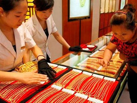 Vàng về đáy, Euro bốc hơi Nỗi đau âm thầm nhà giàu Việt