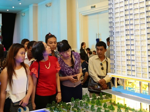 Chung cư ồ ạt ra hàng, dân mua lại sốt ruột