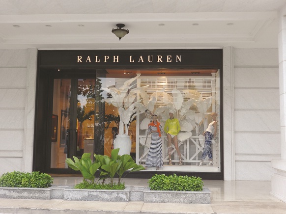 Ralph Lauren xin lỗi người tiêu dùng