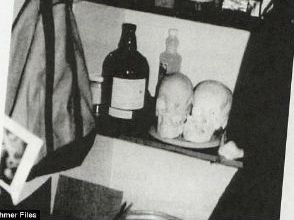 Cuộc đời gã sát nhân ăn thịt người, thích quan hệ với xác chết Kỳ 2