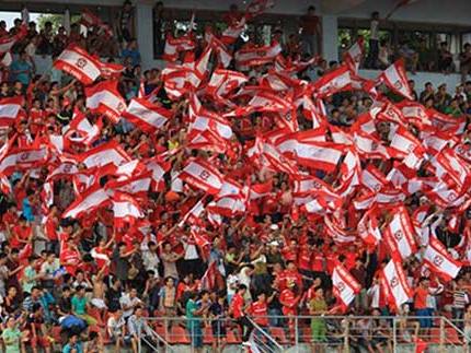 Vấn đề của bóng đá Việt Nam Để lâu… hóa bùn