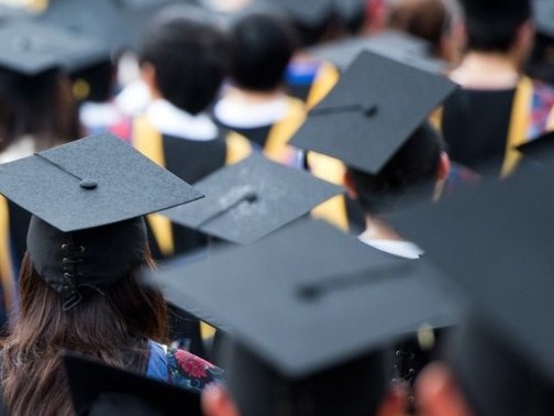 Hàng trăm ngàn cử nhân, thạc sĩ thất nghiệp Không ngạc nhiên