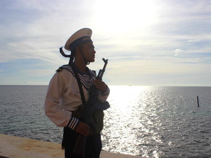 Tổ quốc nhìn từ biển