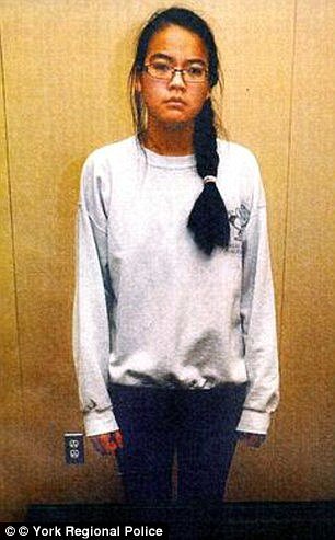Jennifer Pan, 28 tuổi, đang thụ án tù chung thân vì tội thuê hung thủ giết hại cha mẹ ruột năm 2010 - Ảnh: Daily Mail