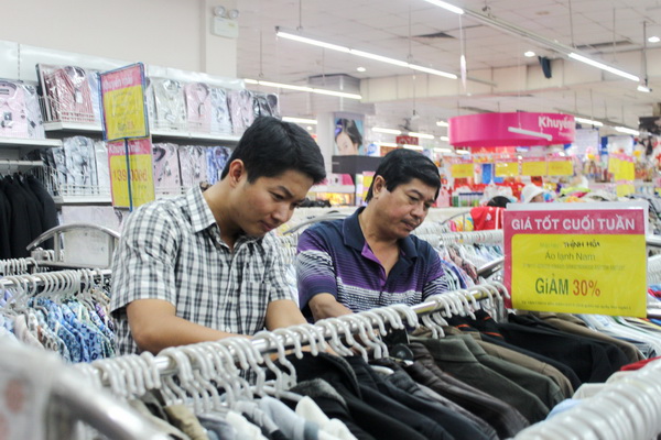 Co opmart và Co opXtra thực hiện giảm giá mạnh trong tháng 8