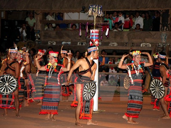 Thưởng lãm nét văn hóa độc đáo của người Cơ Tu tại Thủ đô