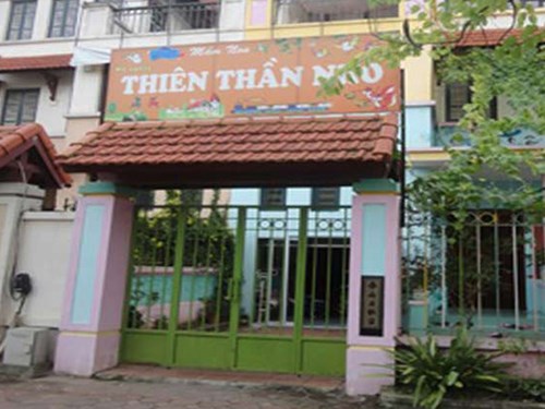 Bé gái tử vong, 2 cô giáo hầu tòa