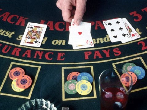 Hành trình trở thành ông trùm của Năm Cam - Kỳ 13 Năm Cam thành lập liên minh cờ bạc thu lợi siêu khủng