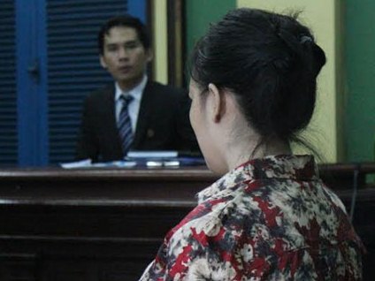 Xét xử vụ án mẹ giết con rồi tự tử bất thành