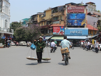 Bắc, Trung Bộ tiếp tục nắng nóng 37 độ C