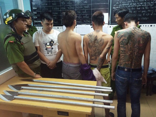 Cảnh sát 113 chặn đứng vụ hỗn chiến đẫm máu trong đêm