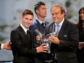 Lionel Messi giành cú đúp danh hiệu cá nhân của UEFA