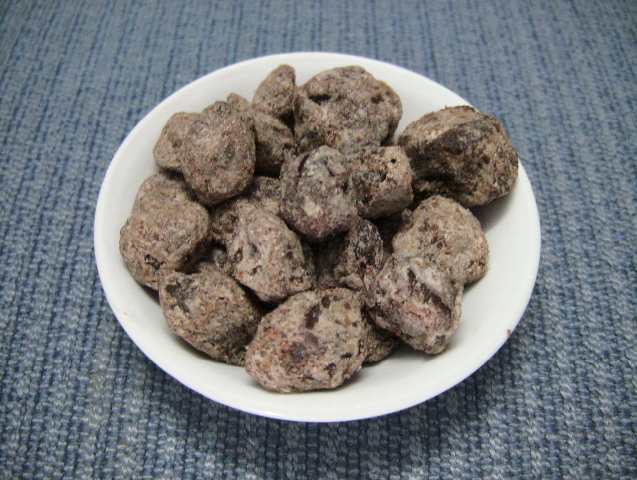 Phát hiện chất ngọt chết người trong nhiều mẫu ô mai