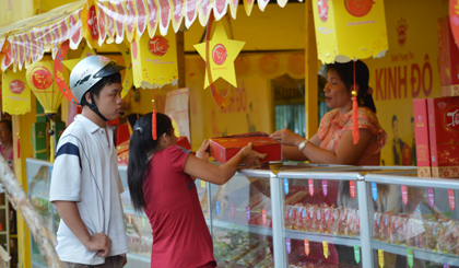 Khởi động thị trường bánh trung thu
