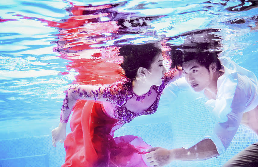 Trương Nam Thành gây sốt với bộ ảnh dưới nước